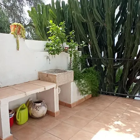 Casa Con Patio Soleado * 알테아