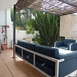 Casa Con Patio Soleado Сasa de vacaciones